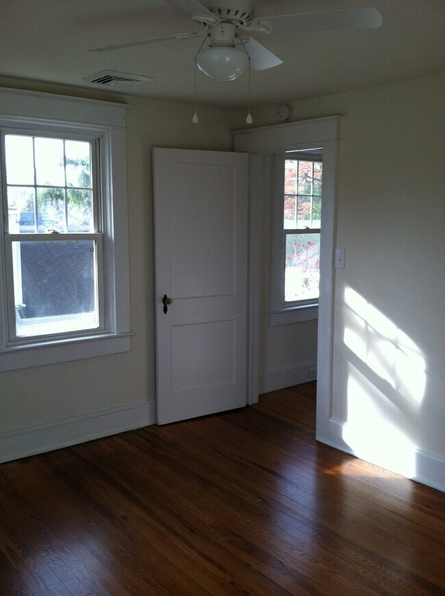Foto del edificio - 704 SE 2nd St