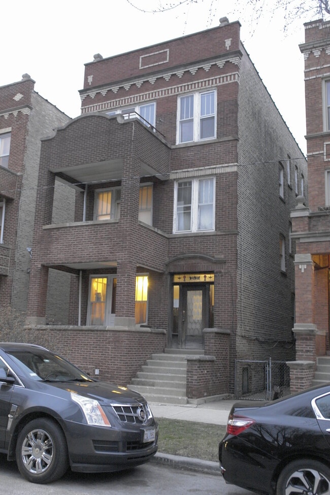 Building Photo - 2626 W Iowa St