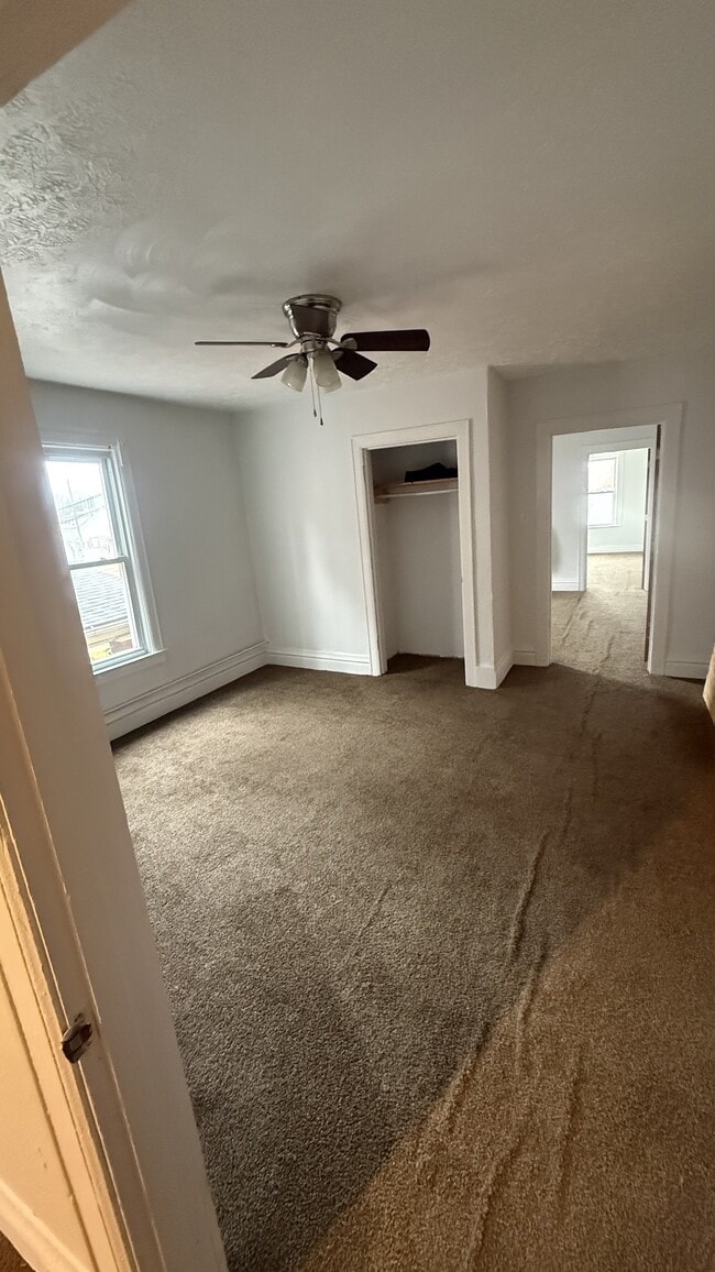 Building Photo - 3139 3rd Ave