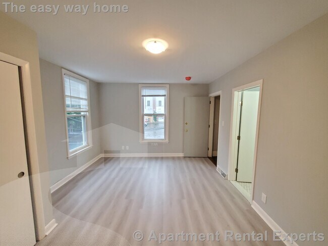 Foto del edificio - 146 Highland Ave