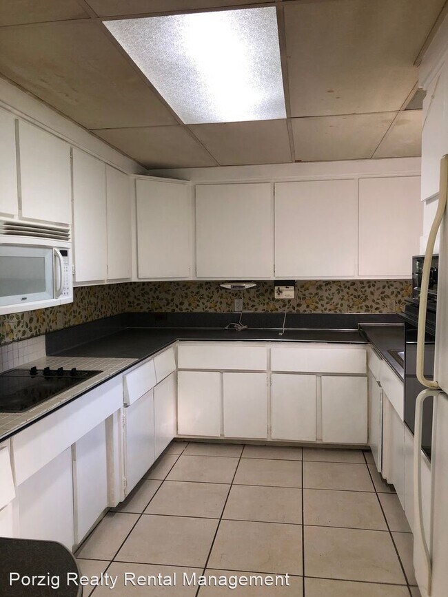 Foto del edificio - 2981 W Airport Blvd