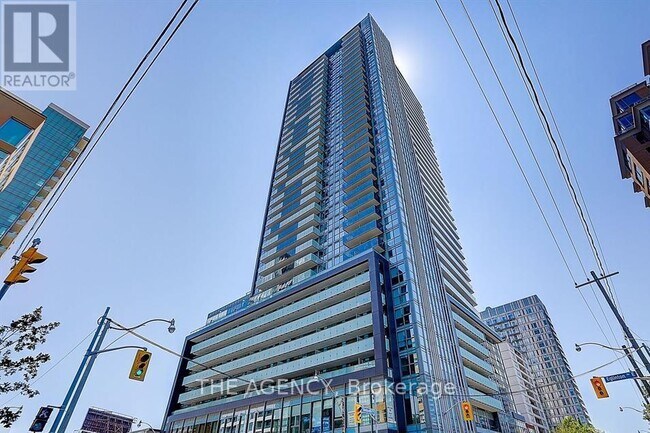 Photo du bâtiment - 125-3125 Redpath Ave