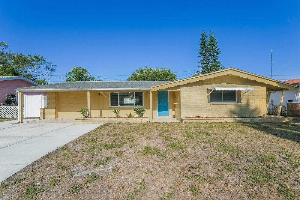 Primary Photo - 1845 Villa Rosa Dr