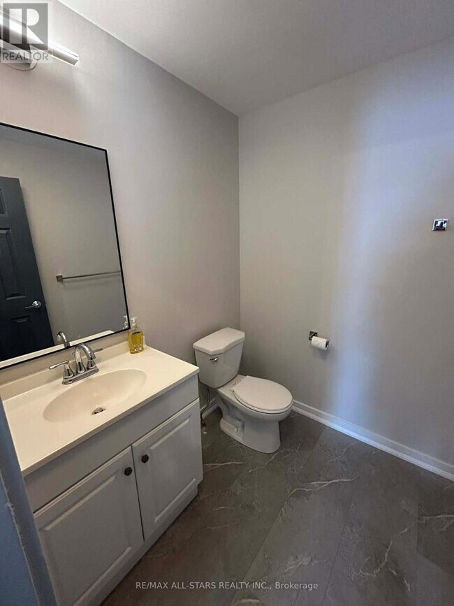 Photo du bâtiment - 56 Elgin St