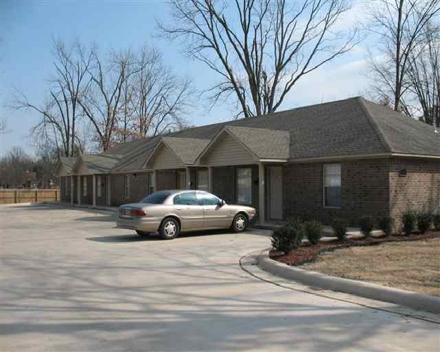 1000-1030 Haltom Street - 1000-1030 Haltom St