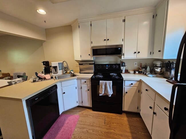 Building Photo - 720 Exton Ct