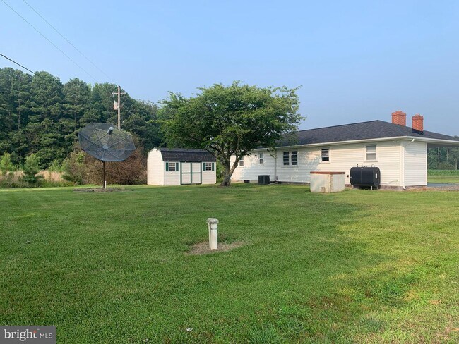 Foto del edificio - 37754 Louis Bailey Rd