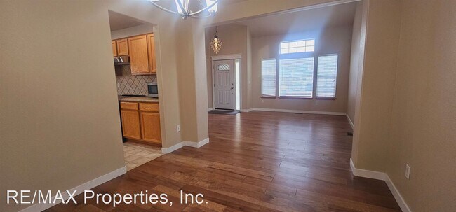 Foto del edificio - 4 br, 2.5 bath House - 623 Shrubland Dr