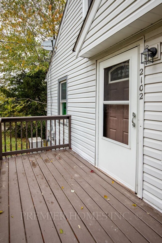 Building Photo - Charming 3-Bedroom Home with Walkout Basem...