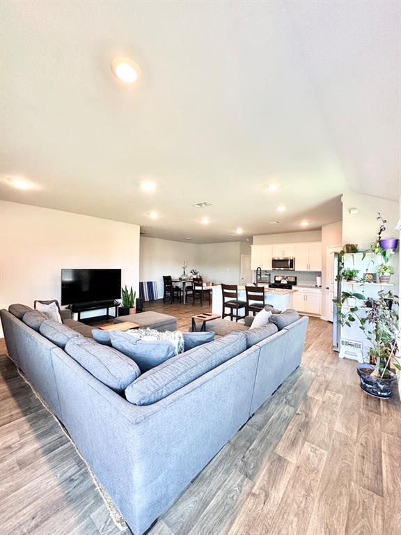 Building Photo - 116 Pronghorn Cir
