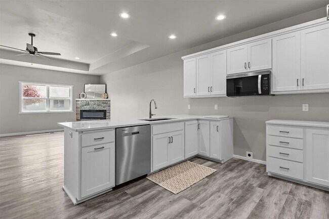 Foto del edificio - 411 Founders Wy