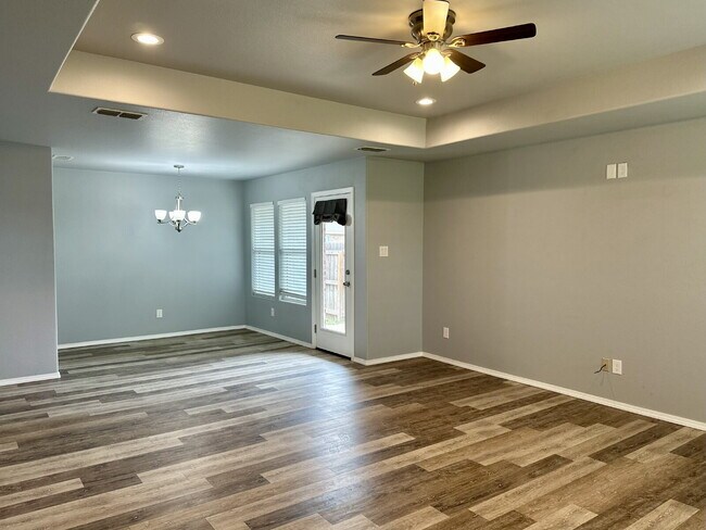 Foto del edificio - Updated 3/2/2 in Frenship ISD!