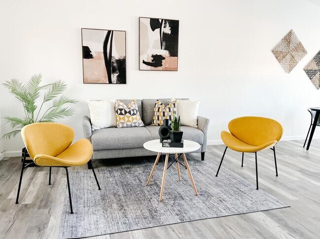 Building Photo - **First Month Free**