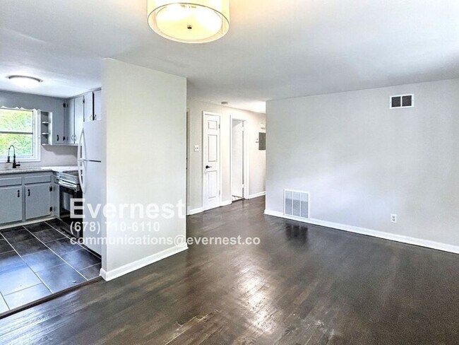 Foto del edificio - 295 Sterling St SE