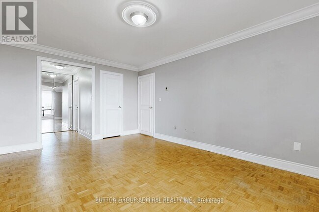 Building Photo - 135 Antibes Dr