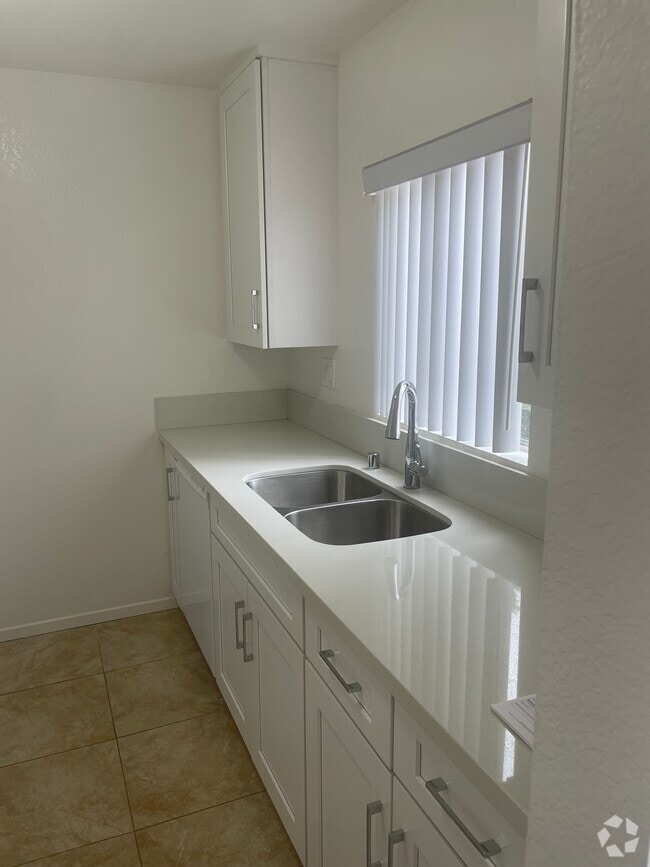 Fairfax Park Apartments for Rent Hawthorne, CA 6 Rentals