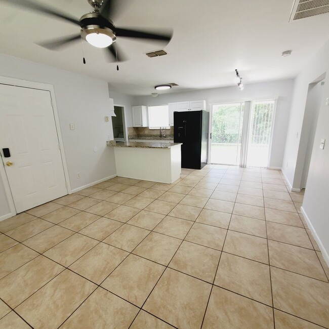 Photo - 2433/2435 Lola Avenue S Apartment