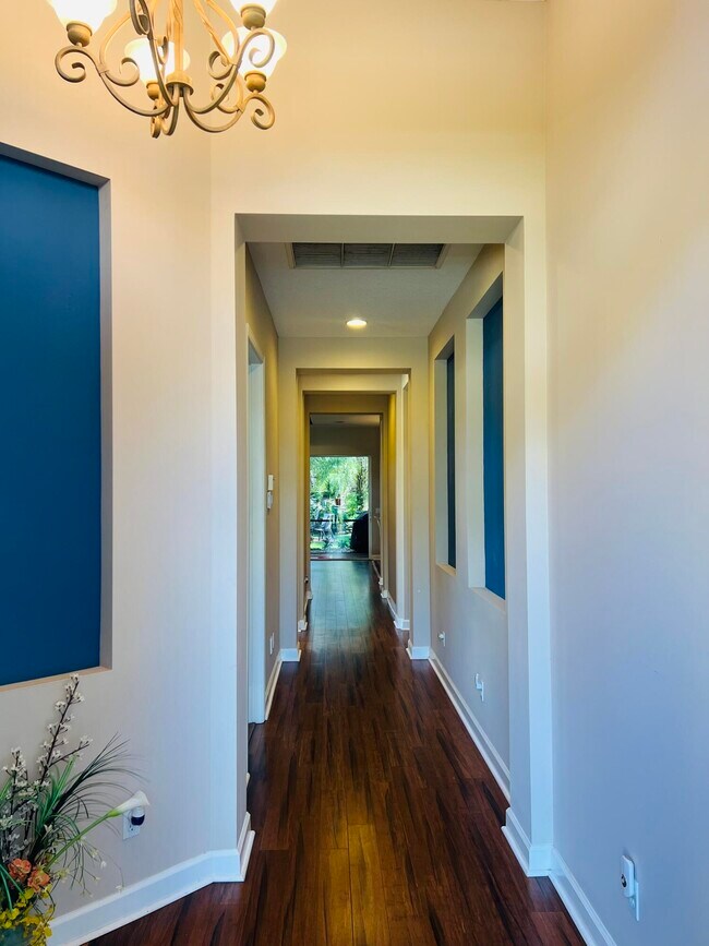 Foto del edificio - 7318 Bob O Link Way