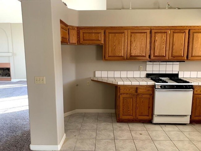 Foto del edificio - 28070 Coolglen Dr