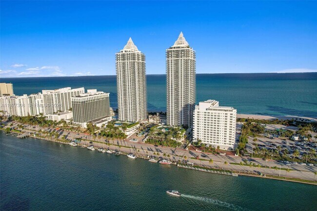 Foto del edificio - 4779 Collins Ave