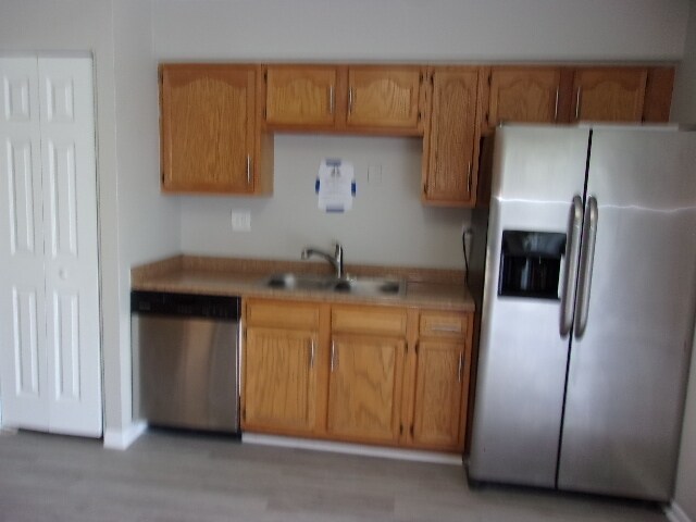 Building Photo - 358 Leicester Ct