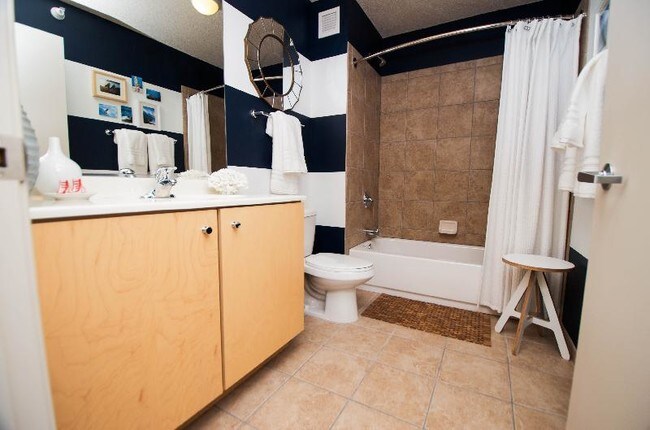 Foto del edificio - 227 N Columbus Dr