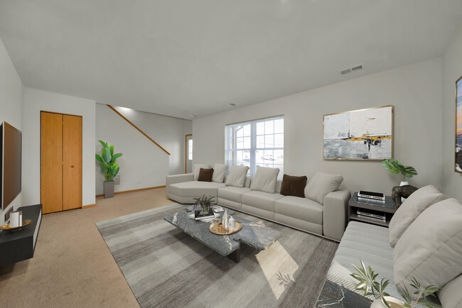 Building Photo - The Villas At Patriot Estates