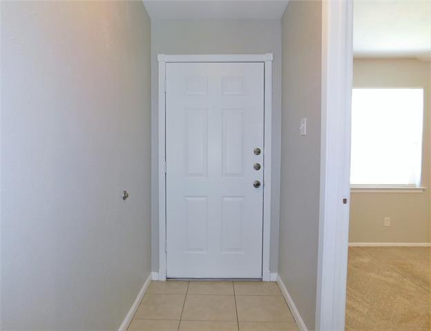 Building Photo - 443 Sweetbriar Dr