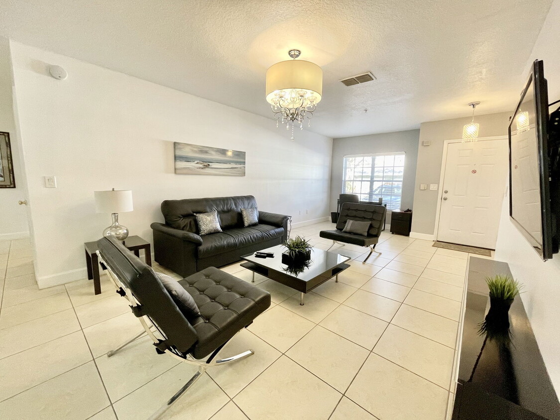 Foto principal - South Kirkman Road, Orlando, FL 32811 - 2 ...