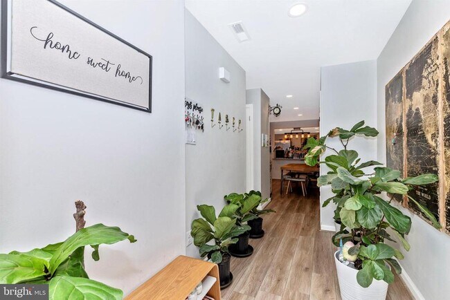 Foto del edificio - 703 Mountainview Dr