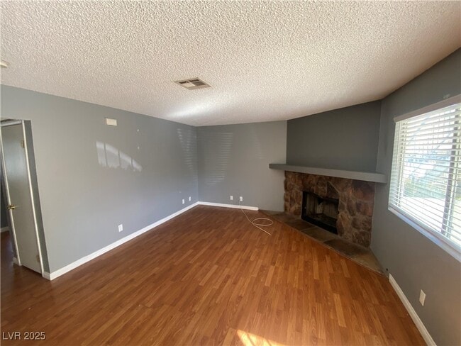 Building Photo - 7948 Decker Canyon Dr