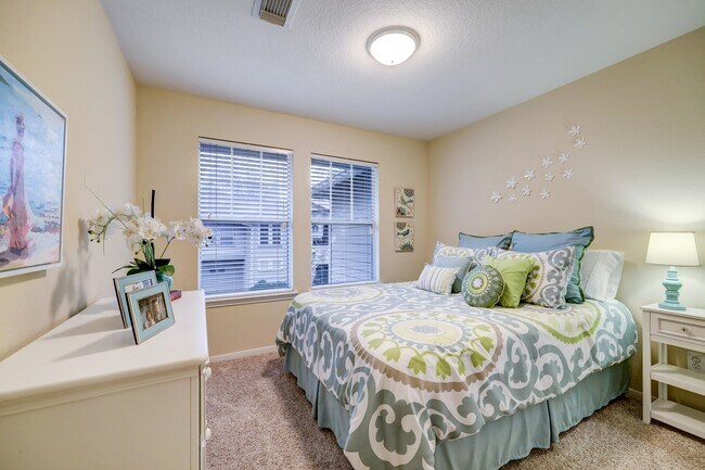 Foto del edificio - 10 Stone Creek Pl