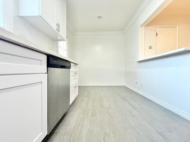 Foto del edificio - 14623 Moorpark St