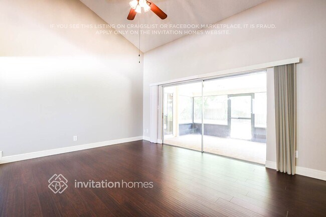 Foto del edificio - 3908 Woodglade Cove