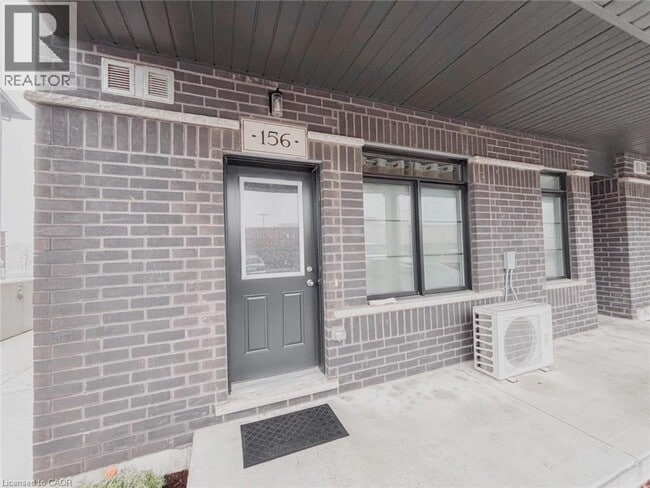 Photo du bâtiment - 156 Oat Ln