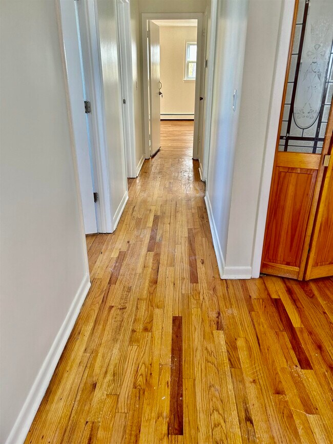 Foto del edificio - 6214 Meadowview Ave