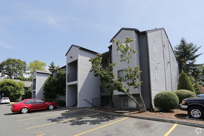 Building Photo - Pointe West Apartments