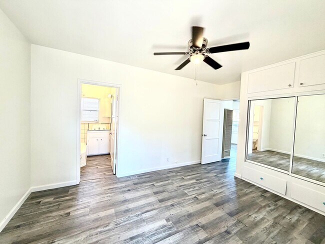 Foto del edificio - 2105 W Carson St
