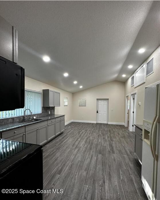 Foto del edificio - 1153 Carlton Dr
