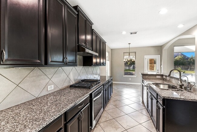 Foto del edificio - 29114 Weldons Forest Ct