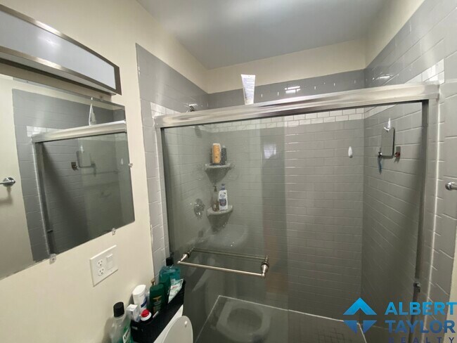 Foto del edificio - 8 Sawyer Ter