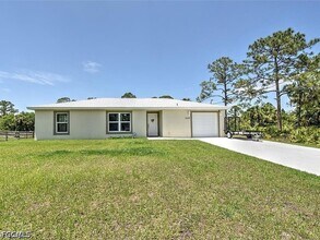 Building Photo - 5029 W Hummingbird Dr