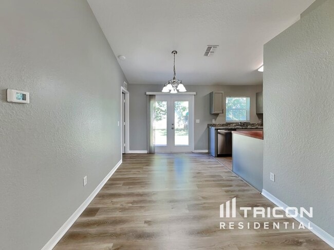Foto del edificio - 291 Lake Eloise Pointe Blvd