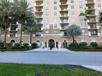 Foto principal - 616 Clearwater Park Rd