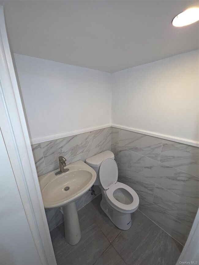 Foto del edificio - 3766 Bronxwood Ave