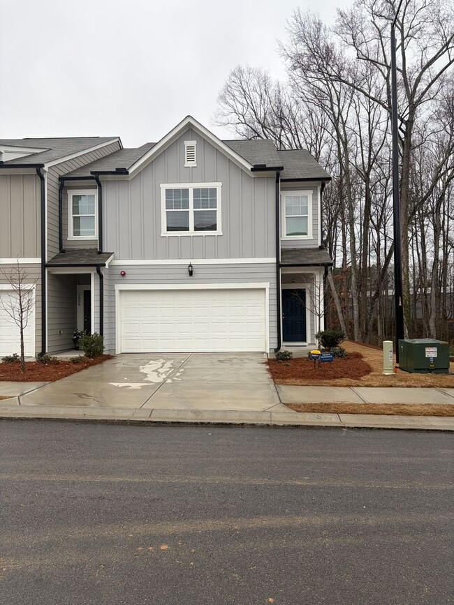 Building Photo - 1034 Castanea Dr