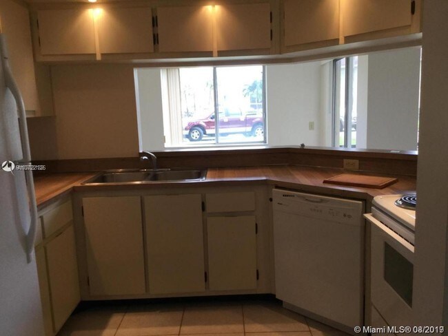 Building Photo - 6532 Chasewood Dr