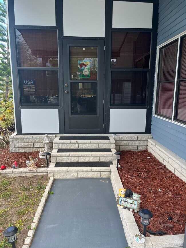 Building Photo - 4688 SE Balsawood Terrace