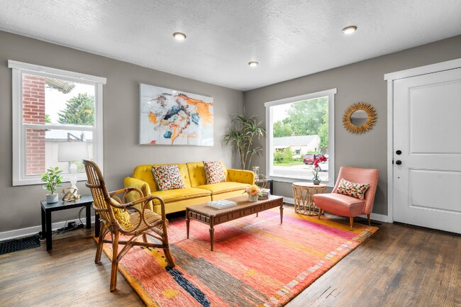 Foto del edificio - 291 S 300 E