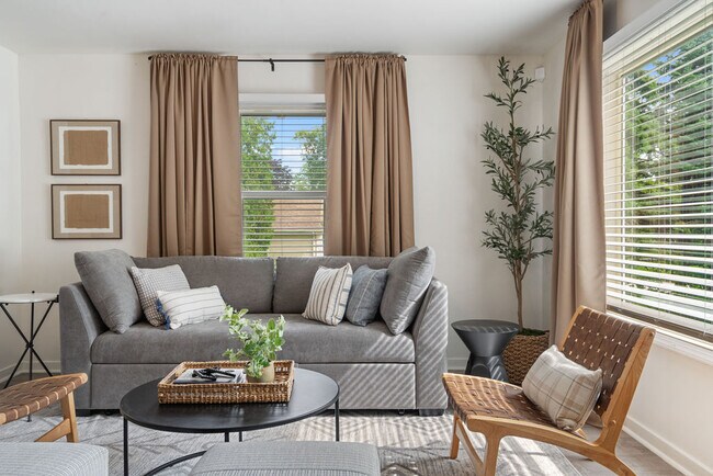 Foto del edificio - 116 S Hudson St